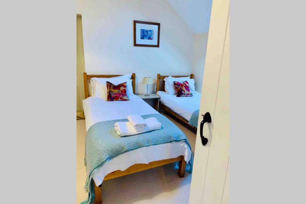 Upper Heath Farm - Stable Cottage Ludlow クレイブン・アームス エクステリア 写真