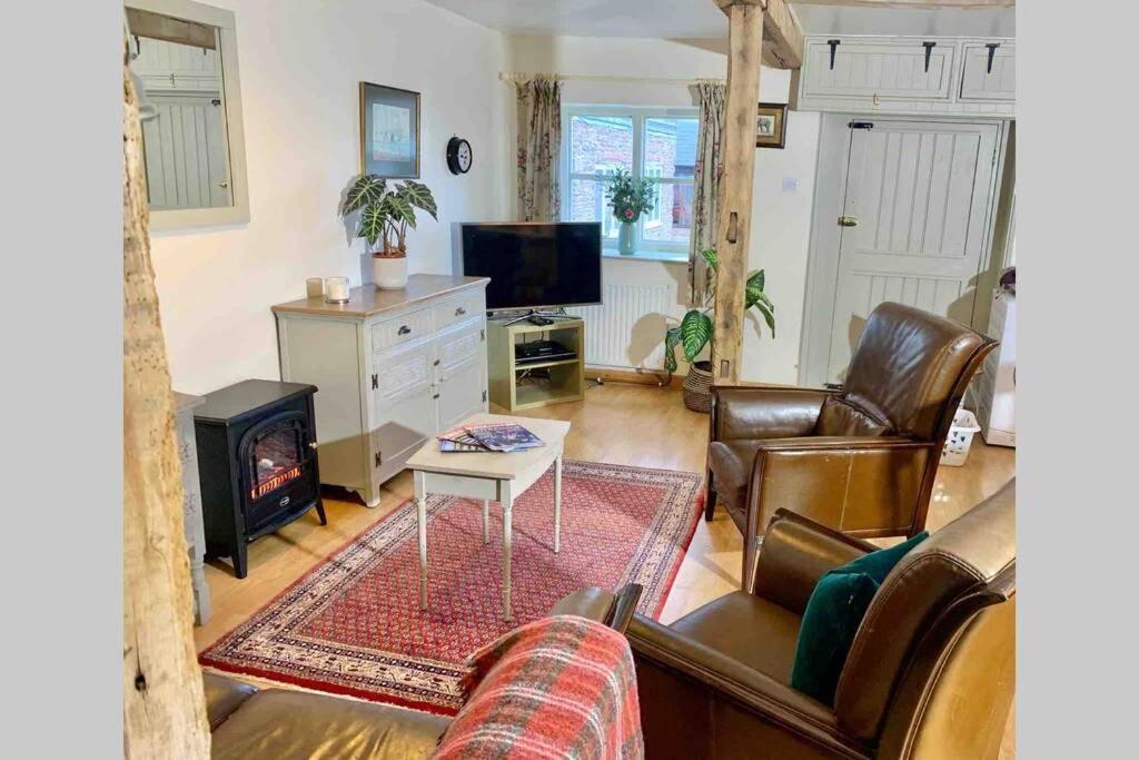 Upper Heath Farm - Stable Cottage Ludlow クレイブン・アームス エクステリア 写真
